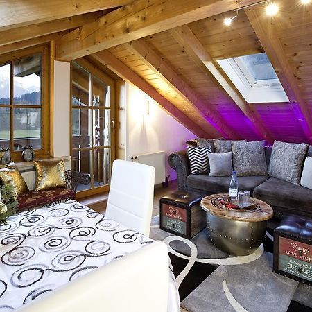 フュッセンHaus Schlossblickアパートメント エクステリア 写真